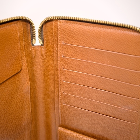 Louis Vuitton Zippy Organizer - Picture 8 of 15